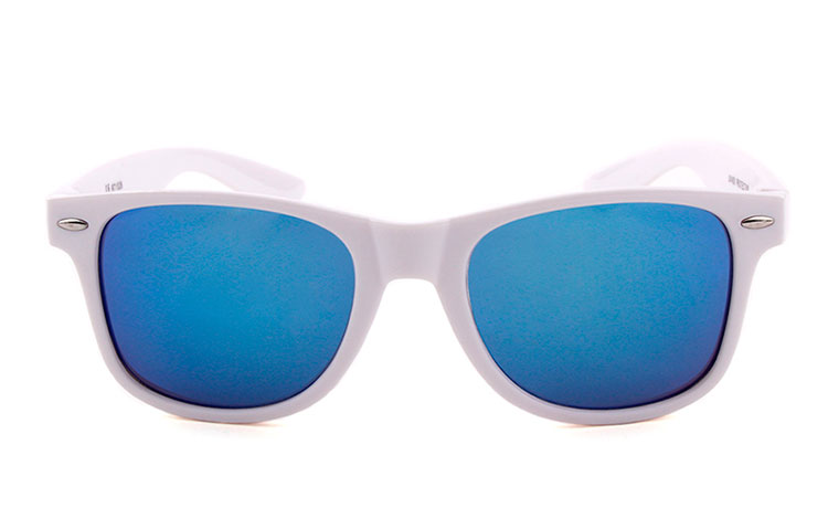 Hvid solbrille med blålige spejlglas - sunlooper.dk - billede 2