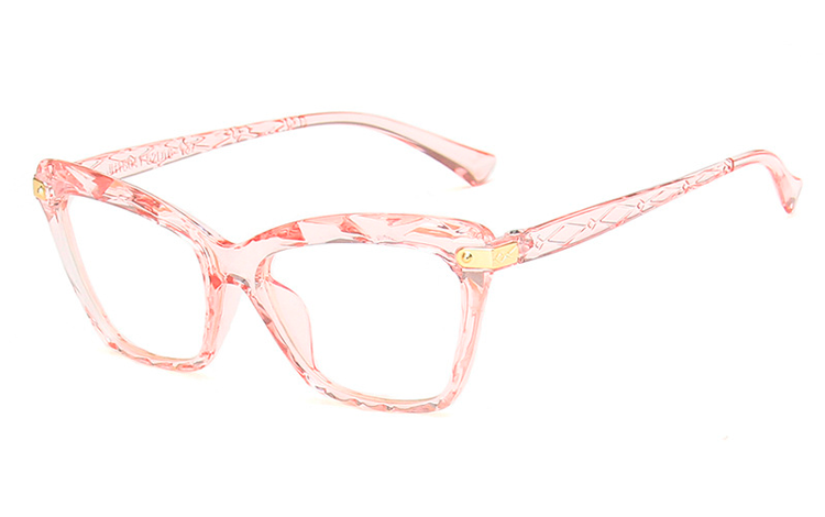Lyserød transparent cat-eye brille i mønstret og indgraveret glas.