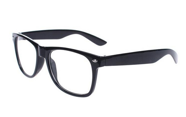 tag et billede Forbindelse bånd Brille med klart glas uden styrke i sort wayfarer design