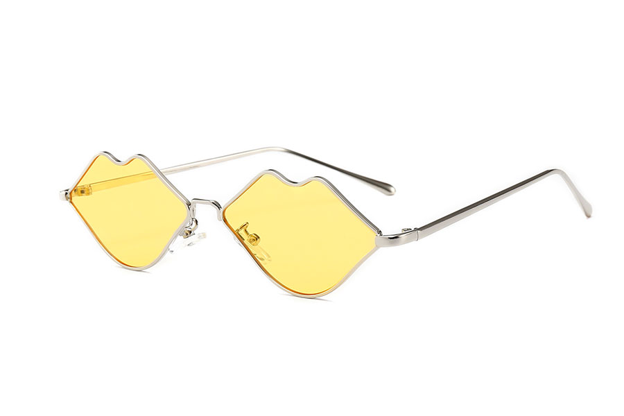 Fræk læbe solbrille i metal stel med gule glas