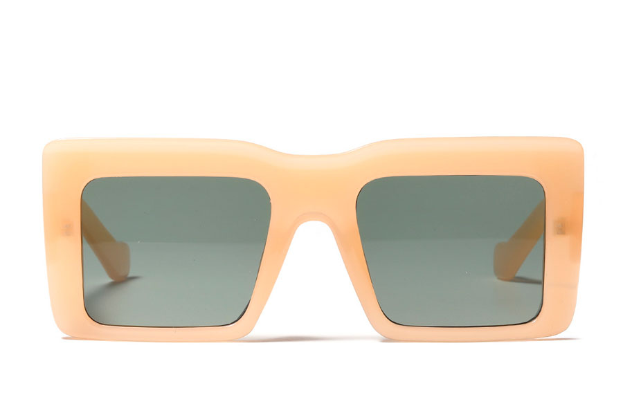 Stor firkantet solbrille i smokey-transparent i lys abrikos 