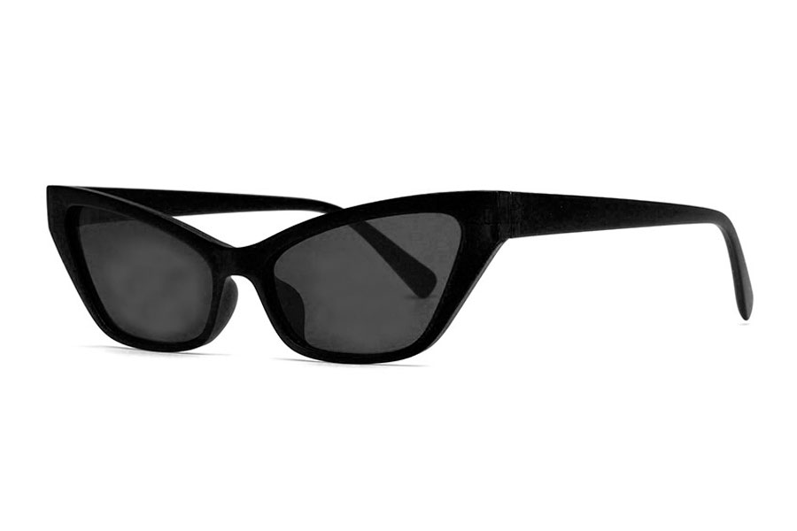 Smal kantet cateye solbrille i blank sort design.