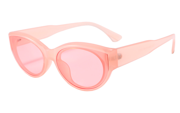 Rå men feminin cat-eye solbrille i kraftigt design - Design nr. 4468