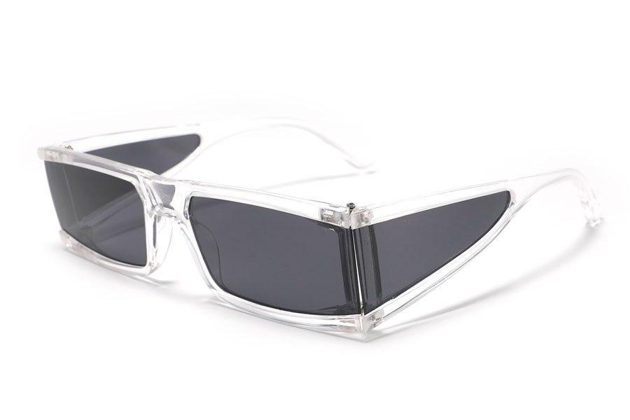 Solbrille med sideglas, i et råt 80´er-90´er look - Design nr. 4329